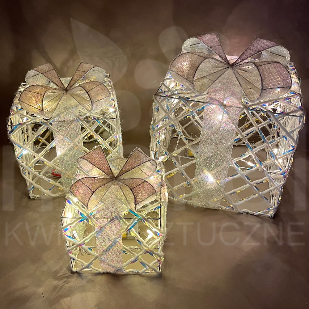 Prezenty white swiecące.jpg